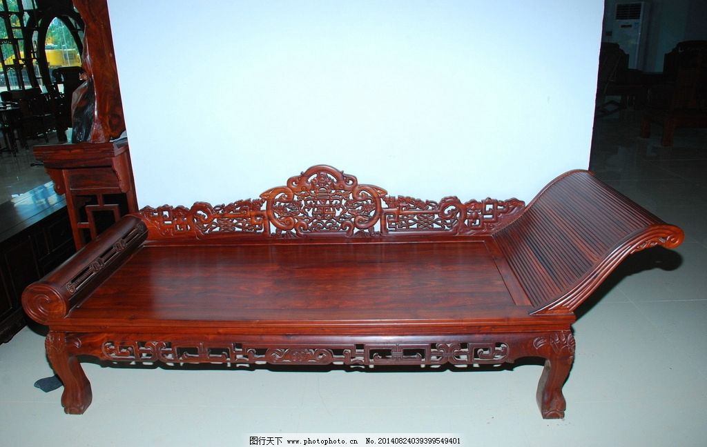 紅木家具 傳統(tǒng)工藝與現(xiàn)代美學的完美結合