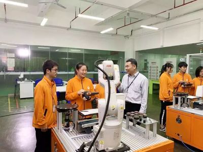 高考進(jìn)行時(shí)!珠海一職實(shí)驗(yàn)學(xué)校?？忌鷤兏?ldquo;粽&rdquo;狀元!